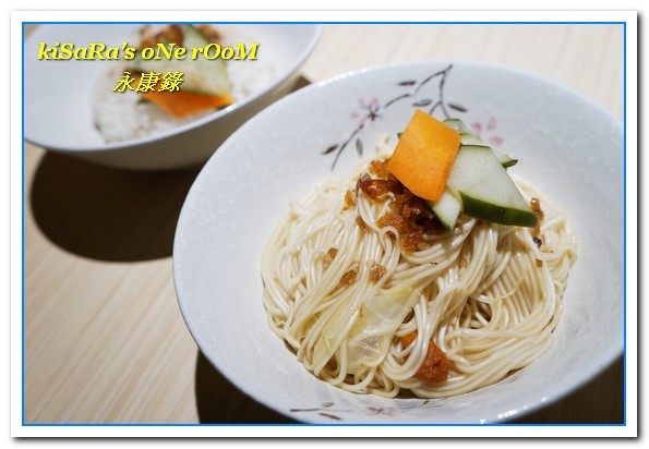 永康錄雞湯:永康商圈養生美食.清爽卻又馨香十足的雞湯料理專賣店──永康錄