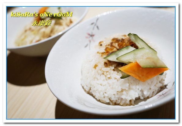 永康錄雞湯:永康商圈養生美食.清爽卻又馨香十足的雞湯料理專賣店──永康錄