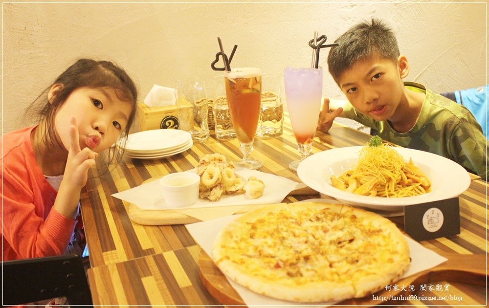 桃園中壢YZY窯主義手拍披薩 17.JPG