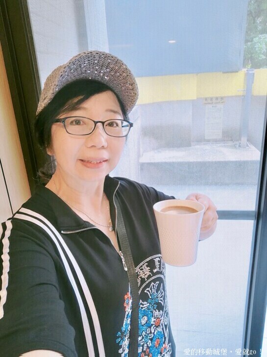 【台中住宿推薦】 逢甲25行館 就隱藏在逢甲巷弄裡 平價舒適 台中說走就走的輕旅行必選 緊鄰秋紅谷生態公園 愛就一起快樂GO !!