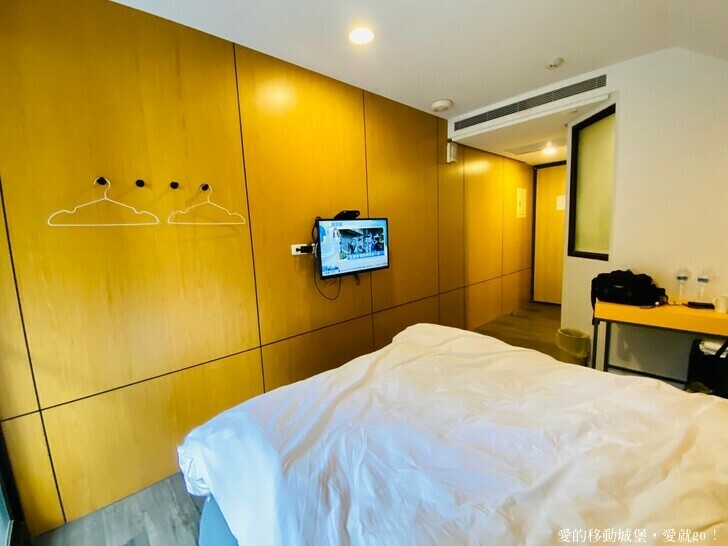 【台中住宿推薦】 逢甲25行館 就隱藏在逢甲巷弄裡 平價舒適 台中說走就走的輕旅行必選 緊鄰秋紅谷生態公園 愛就一起快樂GO !!