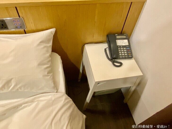 【台中住宿推薦】 逢甲25行館 就隱藏在逢甲巷弄裡 平價舒適 台中說走就走的輕旅行必選 緊鄰秋紅谷生態公園 愛就一起快樂GO !!