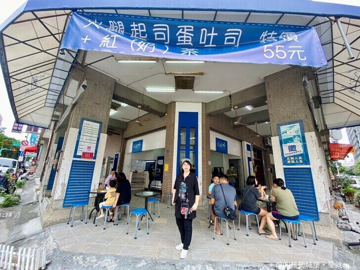 【台中住宿推薦】 逢甲25行館 就隱藏在逢甲巷弄裡 平價舒適 台中說走就走的輕旅行必選 緊鄰秋紅谷生態公園 愛就一起快樂GO !!