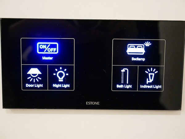 旅居文旅:旅居文旅-桃園中壢平價住宿 距離車站不遠 住宿品質好 早餐吃飽飽 再繼續一天行程