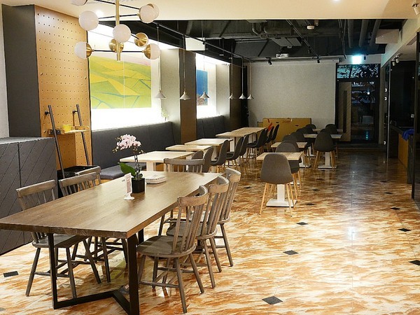 旅居文旅:旅居文旅-桃園中壢平價住宿 距離車站不遠 住宿品質好 早餐吃飽飽 再繼續一天行程