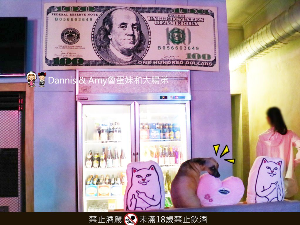 《新竹美食》聚品窩 Cafe & Bar。精釀啤酒搭配燒烤及創意招牌熱炒。反差萌文青風適合三五好友小酌 ︱巨城附近（影片）