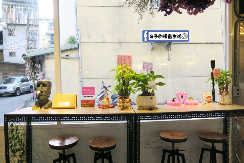 3PM熱壓吐司專賣 透明落地窗