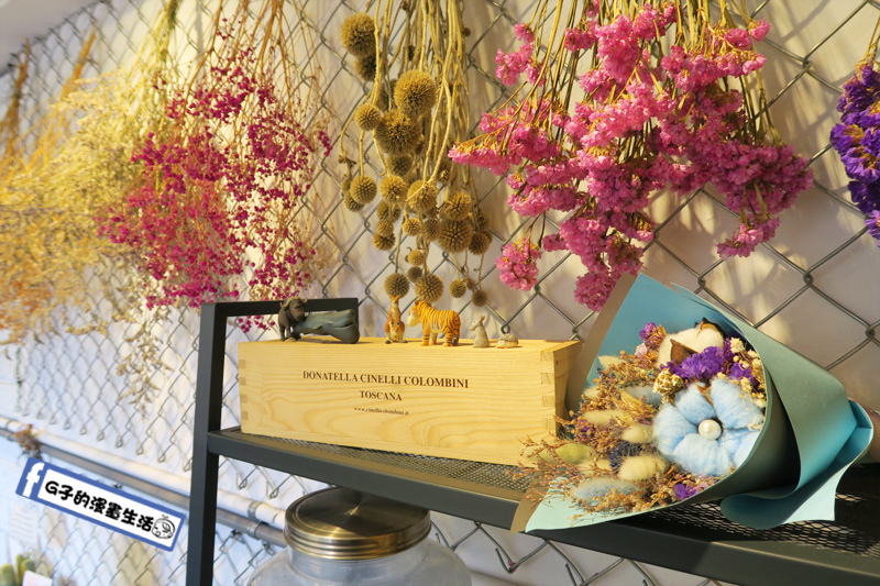 板橋 3PM 熱壓吐司專賣 環境布置乾燥花可愛繽紛