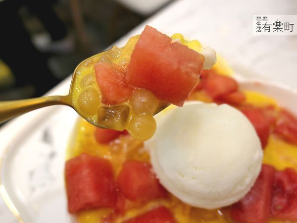 【桃園蘆竹美食】天下奇冰 Icever：南崁新開幕質感冰店，大理石風格超好拍；人氣水果冰品推薦，特色優格水果撈必點