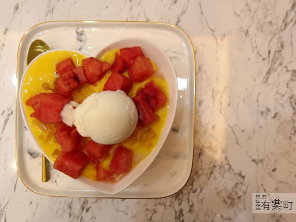 【桃園蘆竹美食】天下奇冰 Icever：南崁新開幕質感冰店，大理石風格超好拍；人氣水果冰品推薦，特色優格水果撈必點