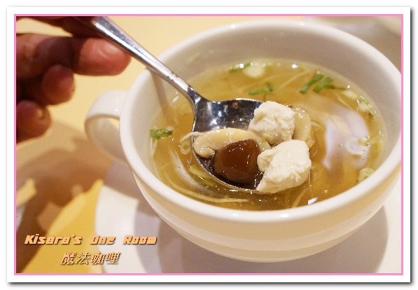 魔法咖哩(台北車站店)：台北車站咖哩．融合多國不同口味於一身的新歐風咖哩饗宴──魔法咖哩