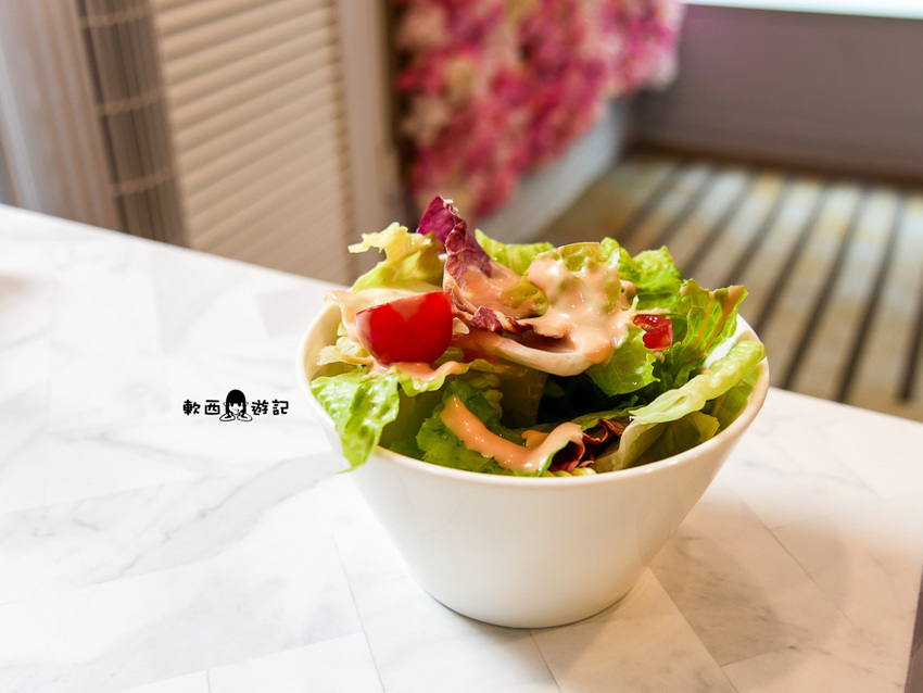 台北東區親子餐廳推薦》MINIME Kids Cafe韓風親子餐廳●假日沒訂位吃不到!小孩放風爸媽好好吃飯的親子餐廳推薦 @忠孝敦化站 - 軟西,遊記