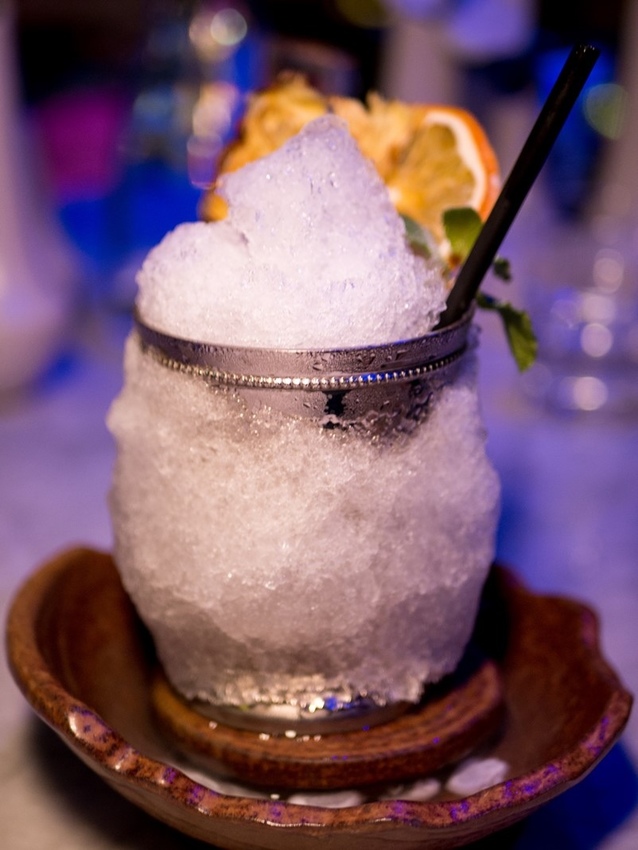 【台北信義ATT】Thaï.J Night夜場現場音樂酒吧，森林系花園環境網美超好拍，泰式料理餐酒