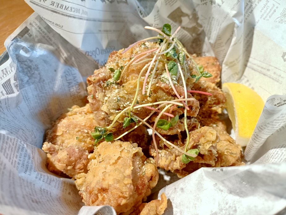 陽明山美食首選！ BRICK YARD 33 1/3，佔地寬敞景觀餐廳，正餐下午茶一次滿足！