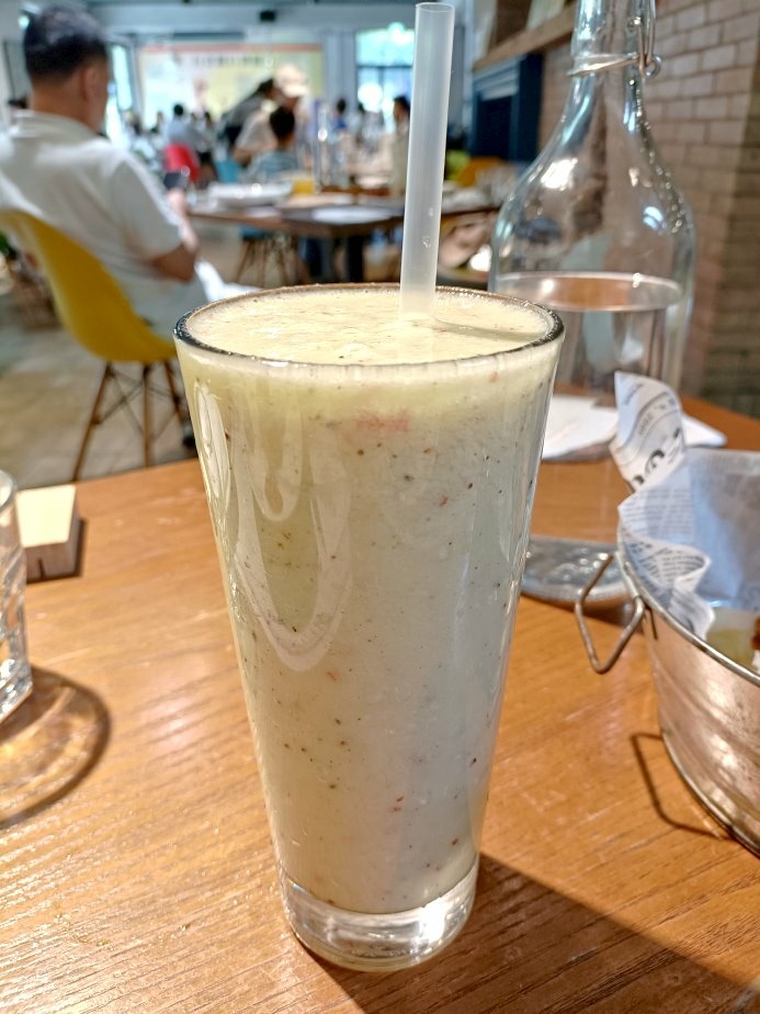 陽明山美食首選！ BRICK YARD 33 1/3，佔地寬敞景觀餐廳，正餐下午茶一次滿足！