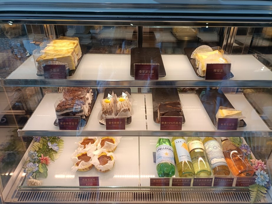 陽明山美食首選！ BRICK YARD 33 1/3，佔地寬敞景觀餐廳，正餐下午茶一次滿足！