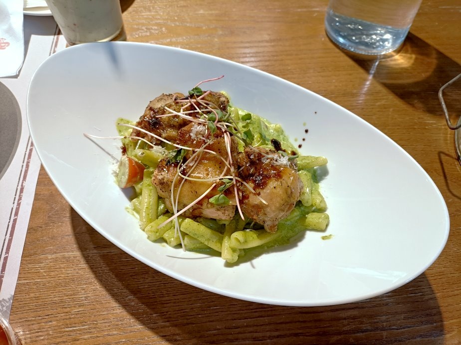 陽明山美食首選！ BRICK YARD 33 1/3，佔地寬敞景觀餐廳，正餐下午茶一次滿足！