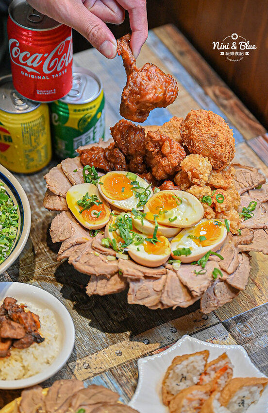 台中首家拉麵吃到飽，叉燒、糖心蛋、10多樣炸物小菜通通吃到飽