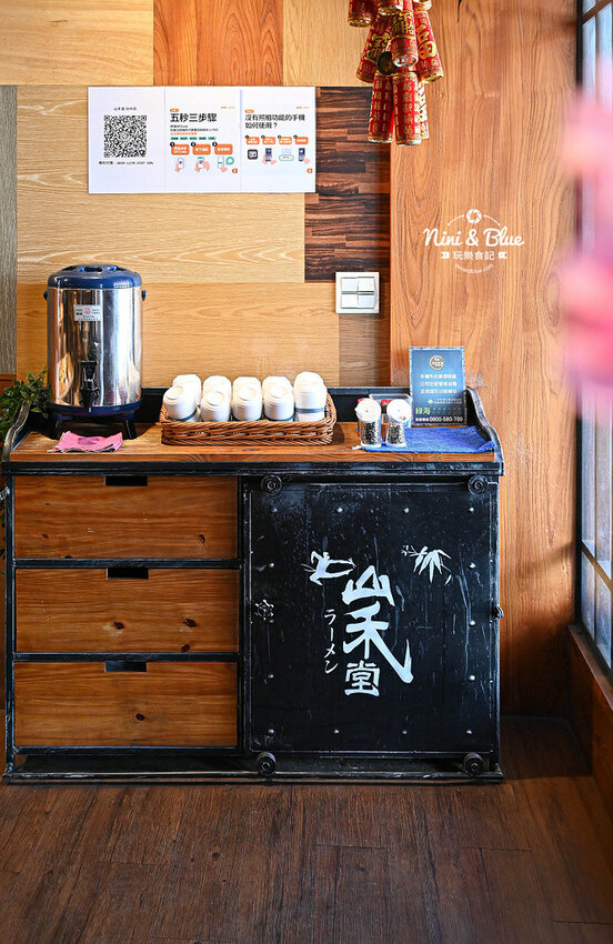 台中首家拉麵吃到飽，叉燒、糖心蛋、10多樣炸物小菜通通吃到飽