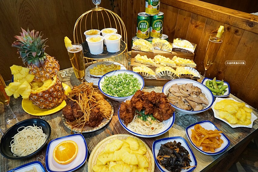 台中超狂拉麵+浮誇關廟鳳梨吃到飽只要399元，光嗑整顆關廟鳳梨、鳳梨啤酒就回本，再爽嗑40道以上食材！！
