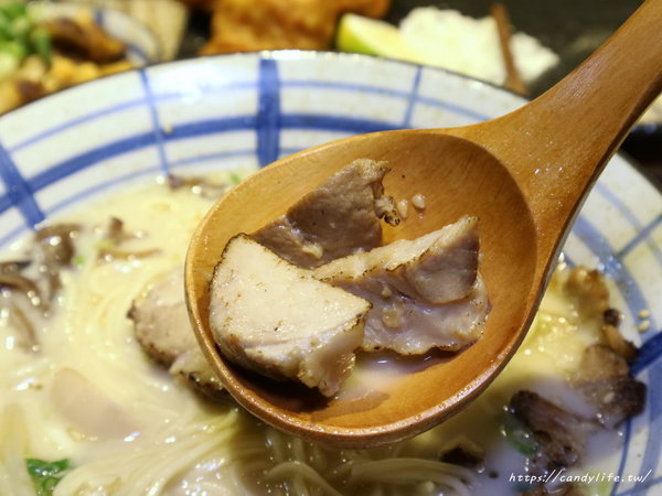 山禾堂拉麵-台中店:台中美食│山禾堂拉麵-台中店〃大里好吃拉麵推薦!拉麵只賣一種湯頭,每碗拉麵還可免費加麵2次~