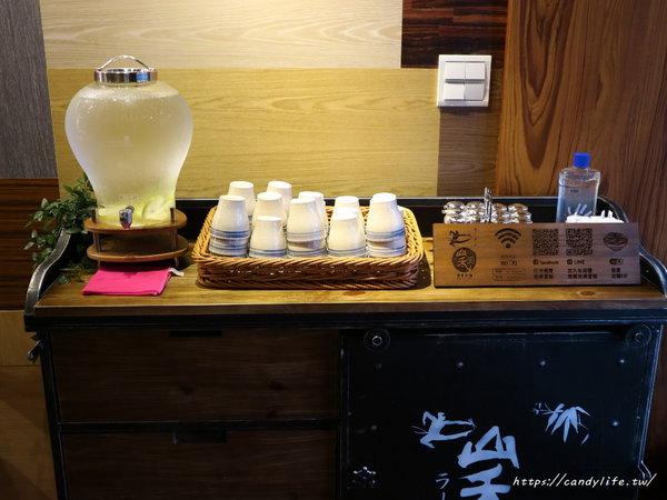 山禾堂拉麵-台中店:台中美食│山禾堂拉麵-台中店〃大里好吃拉麵推薦!拉麵只賣一種湯頭,每碗拉麵還可免費加麵2次~