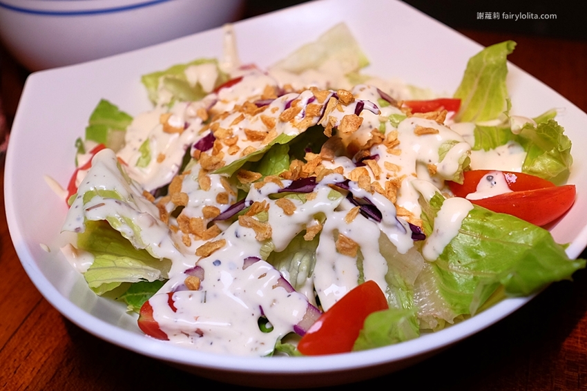 Yakingtori 酒侍串說。隱密巷弄超低調，假日一位難求，就連日本人也愛來！ @蹦啾♥謝蘿莉 La vie heureuse