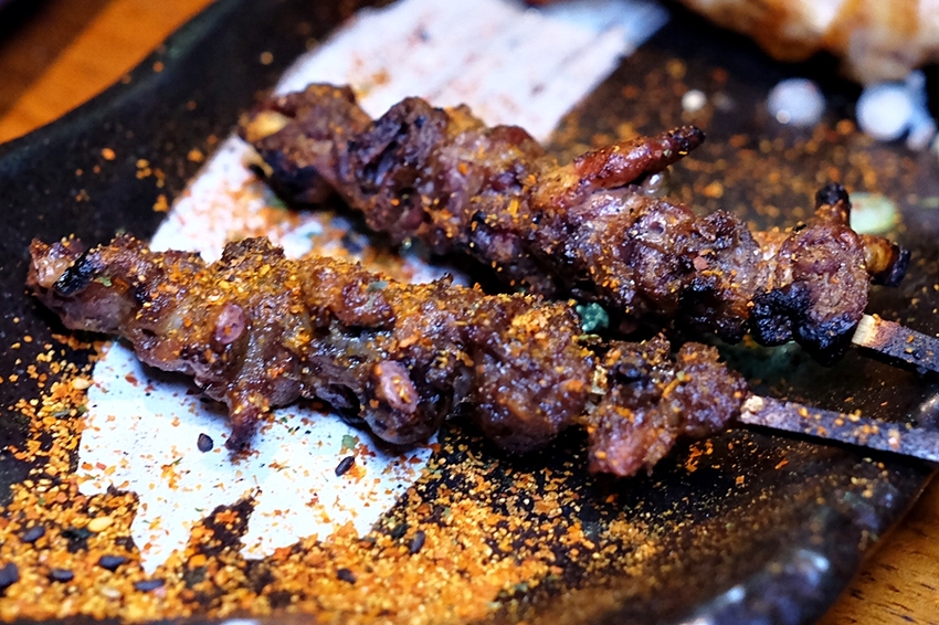 Yakingtori 酒侍串說。隱密巷弄超低調，假日一位難求，就連日本人也愛來！ @蹦啾♥謝蘿莉 La vie heureuse