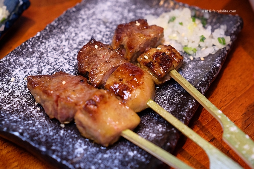 Yakingtori 酒侍串說。隱密巷弄超低調，假日一位難求，就連日本人也愛來！ @蹦啾♥謝蘿莉 La vie heureuse