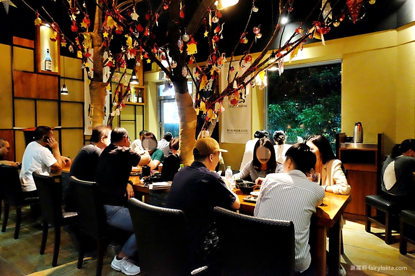 Yakingtori 酒侍串說。隱密巷弄超低調，假日一位難求，就連日本人也愛來！ @蹦啾♥謝蘿莉 La vie heureuse