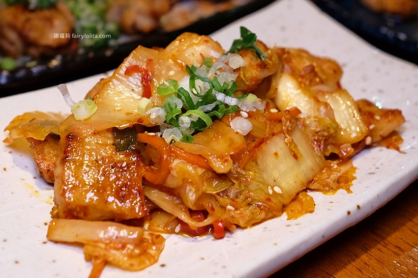 Yakingtori 酒侍串說。隱密巷弄超低調，假日一位難求，就連日本人也愛來！ @蹦啾♥謝蘿莉 La vie heureuse