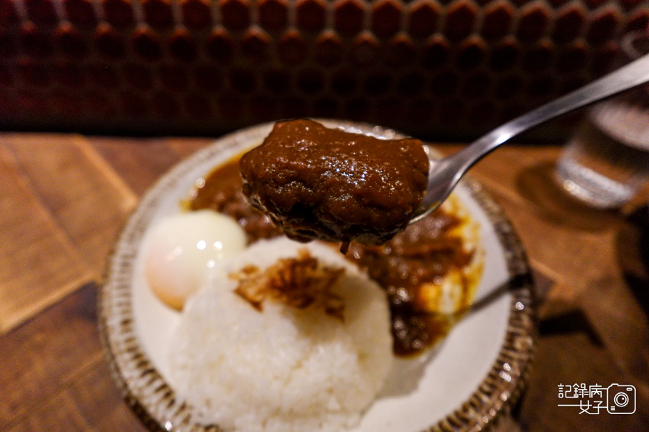 14大安區新高軒咖哩炸豬排咖哩飯牛柳燉黑豚豬肉溫泉蛋.jpg