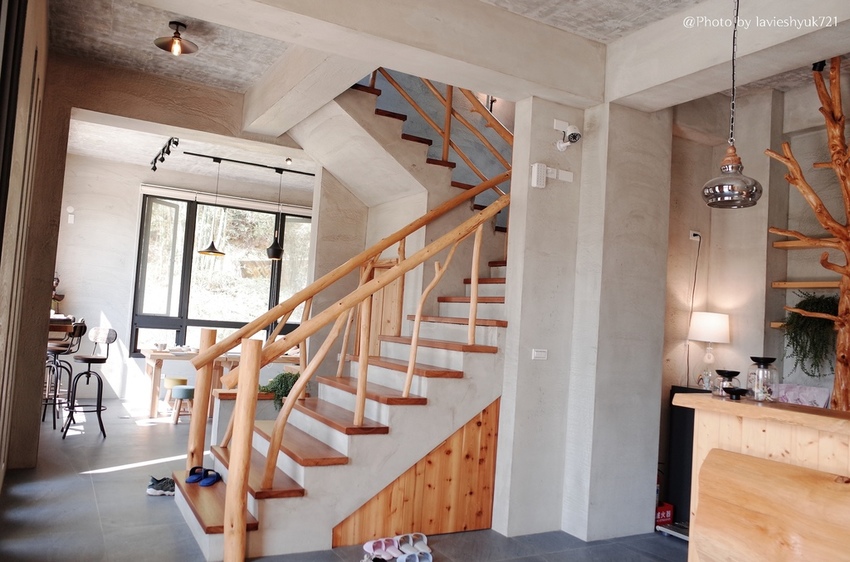 19-04-18-16-32-42-252_deco.jpg 19-04-18-16-32-42-252_deco.jpg