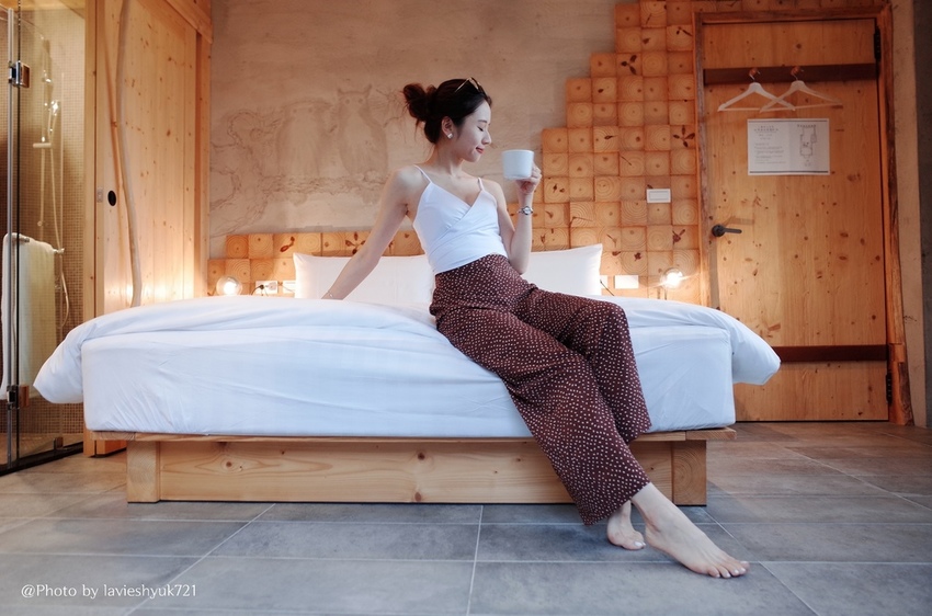 19-04-18-16-39-04-942_deco.jpg 19-04-18-16-39-04-942_deco.jpg