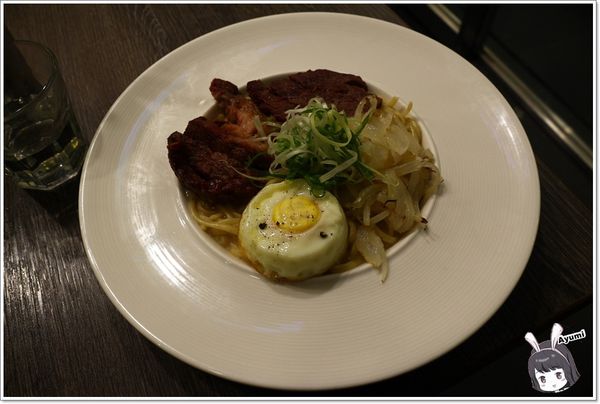 瓦法奇朵Waffogato(台北車站店)：[食記]►台北中正區◄台北車站附近的W.瓦法奇朵咖啡館、不管想吃鍋還是義大利麵、排餐、下午茶，這邊通通一次滿足你（妳）