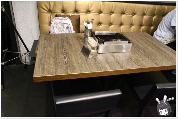 瓦法奇朵Waffogato(台北車站店)：[食記]►台北中正區◄台北車站附近的W.瓦法奇朵咖啡館、不管想吃鍋還是義大利麵、排餐、下午茶，這邊通通一次滿足你（妳）