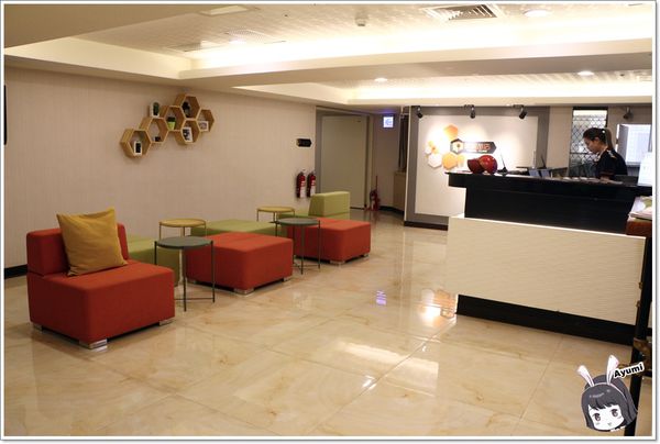 默砌旅店新世代高雄館：[住宿]►高雄苓雅區◄默砌旅店新世代高雄館－房間乾淨舒適近捷運三多商圈一號出口