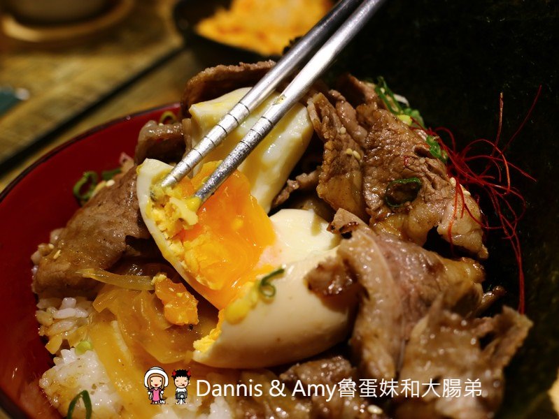 《澎湖美食》馬公市區嵐山熟成牛かつ專売。日式炸牛排定食。牛五花爆肉山丼。澎湖花火節嘗鮮菜單分享 ︱影片