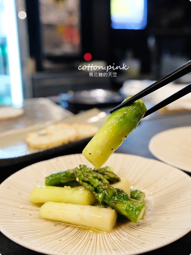 台中燒肉這家不能錯過,全程桌邊服務超享受,板前燒肉一徹刁嘴朋友也滿意