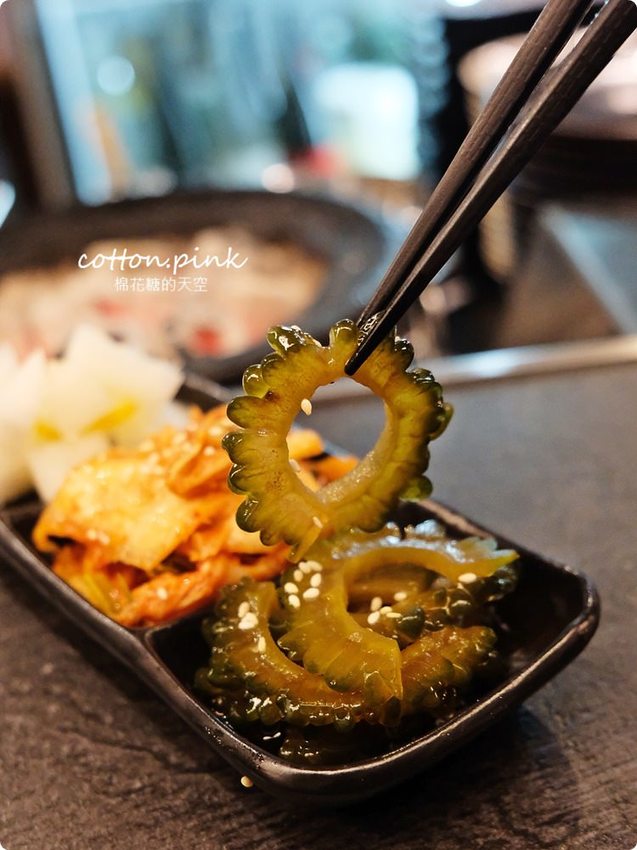 台中燒肉這家不能錯過,全程桌邊服務超享受,板前燒肉一徹刁嘴朋友也滿意