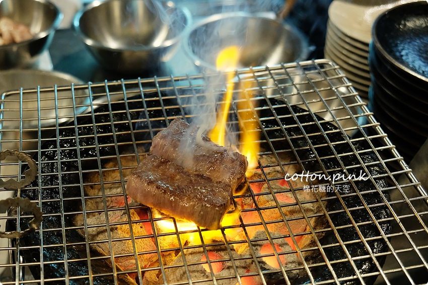 台中燒肉這家不能錯過,全程桌邊服務超享受,板前燒肉一徹刁嘴朋友也滿意