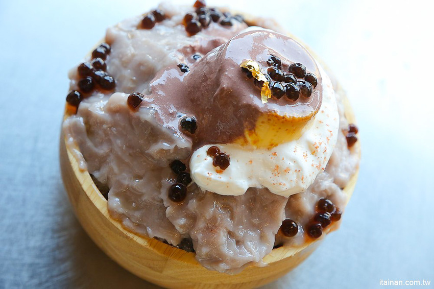 台南草莓冰｜台南下雪囉!!雪白的夢幻草莓冰，讓你秒變身夢幻美少女!!台南必吃排隊美食:清水堂愛玉專賣店 - 台南好Food遊