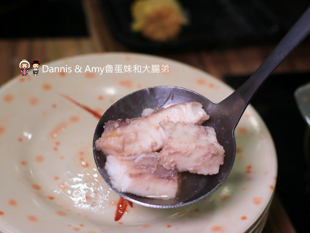 《新竹百來元平價小火鍋》8鍋臭臭鍋（新竹民權店)。無限量享用白飯、滷肉飯、涼麵、王子麵、雞絲麵、飲料、冰淇淋、爆米花︱巨城附近 （影片）