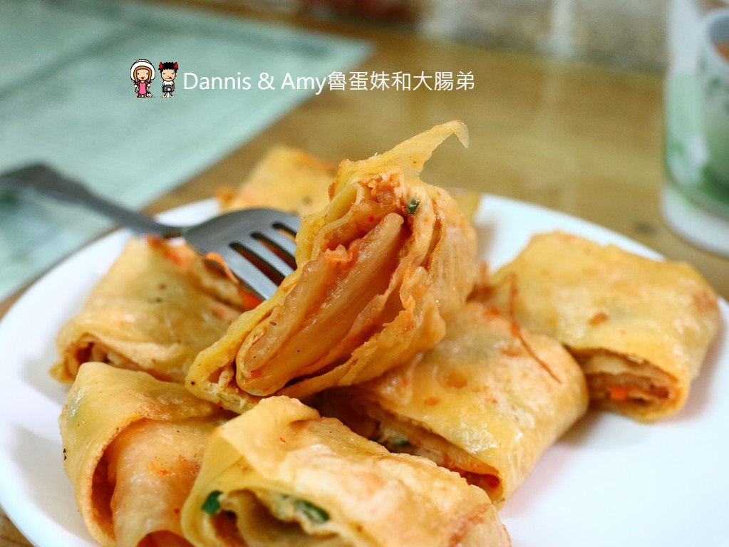 《新竹早餐推薦》應許地18早午餐。健康又好吃的早餐美食。大份量饅頭肉排蛋。Q彈多饀料蛋餅︱新竹高商十八尖山旁（影片）