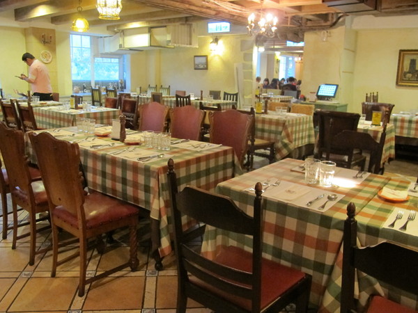 洋旗牛排餐廳：洋旗牛排餐廳