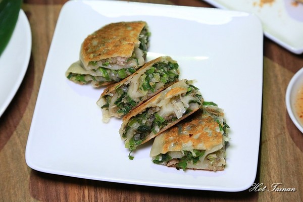 周記港食：【台南美食】港式火鍋開賣！燒臘商業午餐平日限定開賣，市政府週邊美食：周記港食