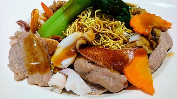 33868365_1891178747580472_6311447187272237056_n