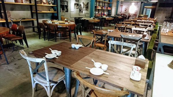 33694314_1891179337580413_4978335565326843904_n