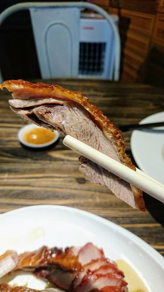 33769803_1891177767580570_4347902965491695616_n