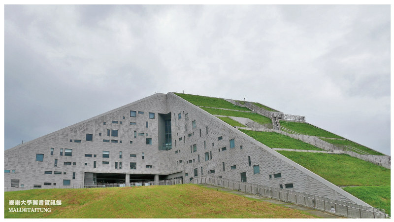 台東大學圖書資訊館-8